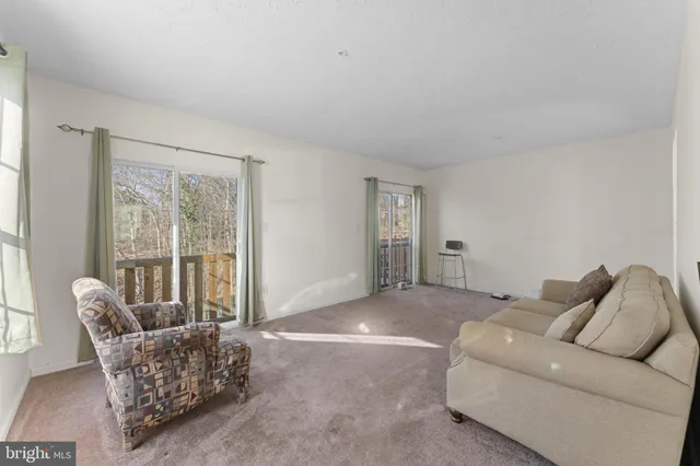 $360,000 | 4043 Silver Park Terrace, Suitland, MD 20746