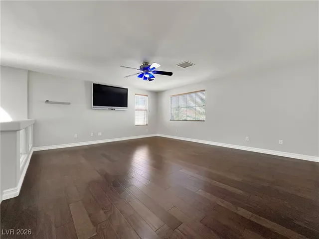 $3,900 | 595 Campus Oaks Court, Las Vegas, NV 89183