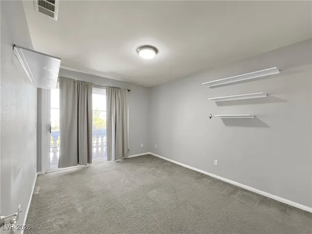 $3,900 | 595 Campus Oaks Court, Las Vegas, NV 89183