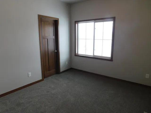 $599,900 | 4203 Pine Parkway South, Fargo, ND 58104