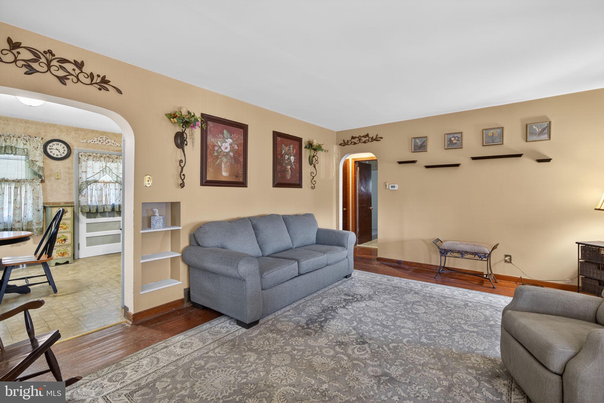 821 North Hanover Street Pottstown, PA 19464 - Photo 11 of 34