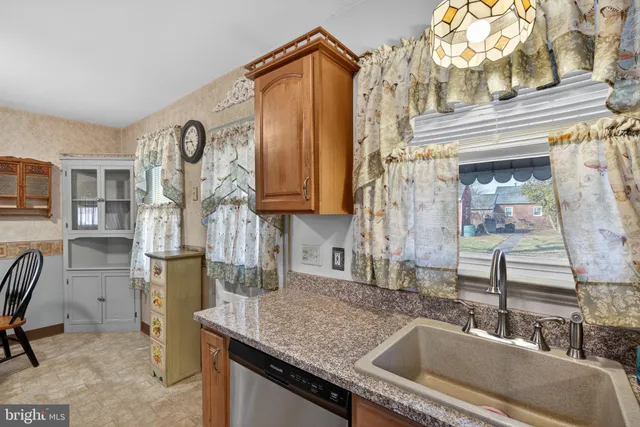 $269,900 | 821 North Hanover Street, Pottstown, PA 19464