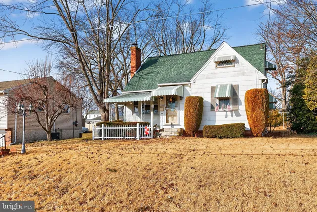 $269,900 | 821 North Hanover Street, Pottstown, PA 19464