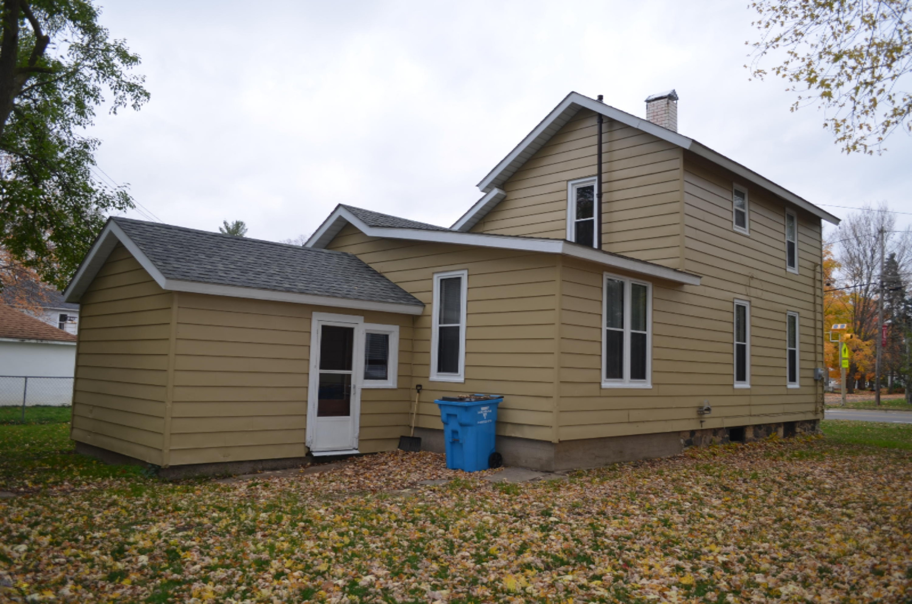424 East State Street Colon, MI 49040 - Photo 5 of 30 DSC_0390