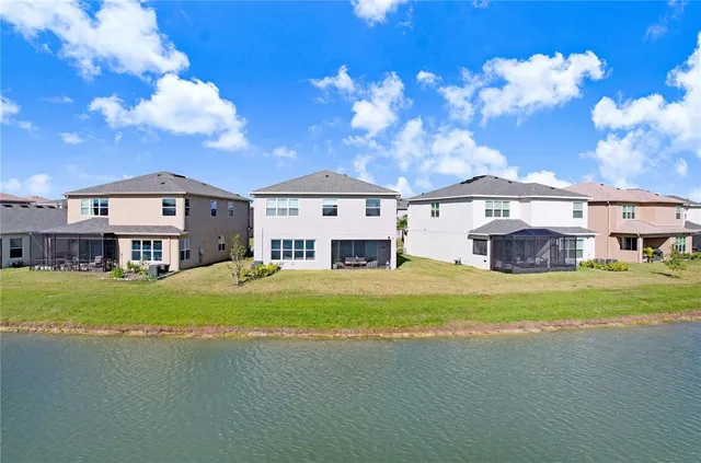 $699,990 | 3254 Woodland Brk Way, Wesley Chapel, FL 33543