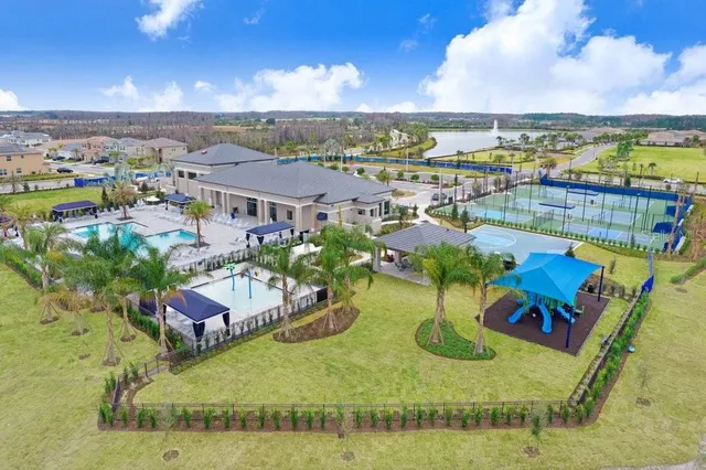 $699,990 | 3254 Woodland Brk Way, Wesley Chapel, FL 33543