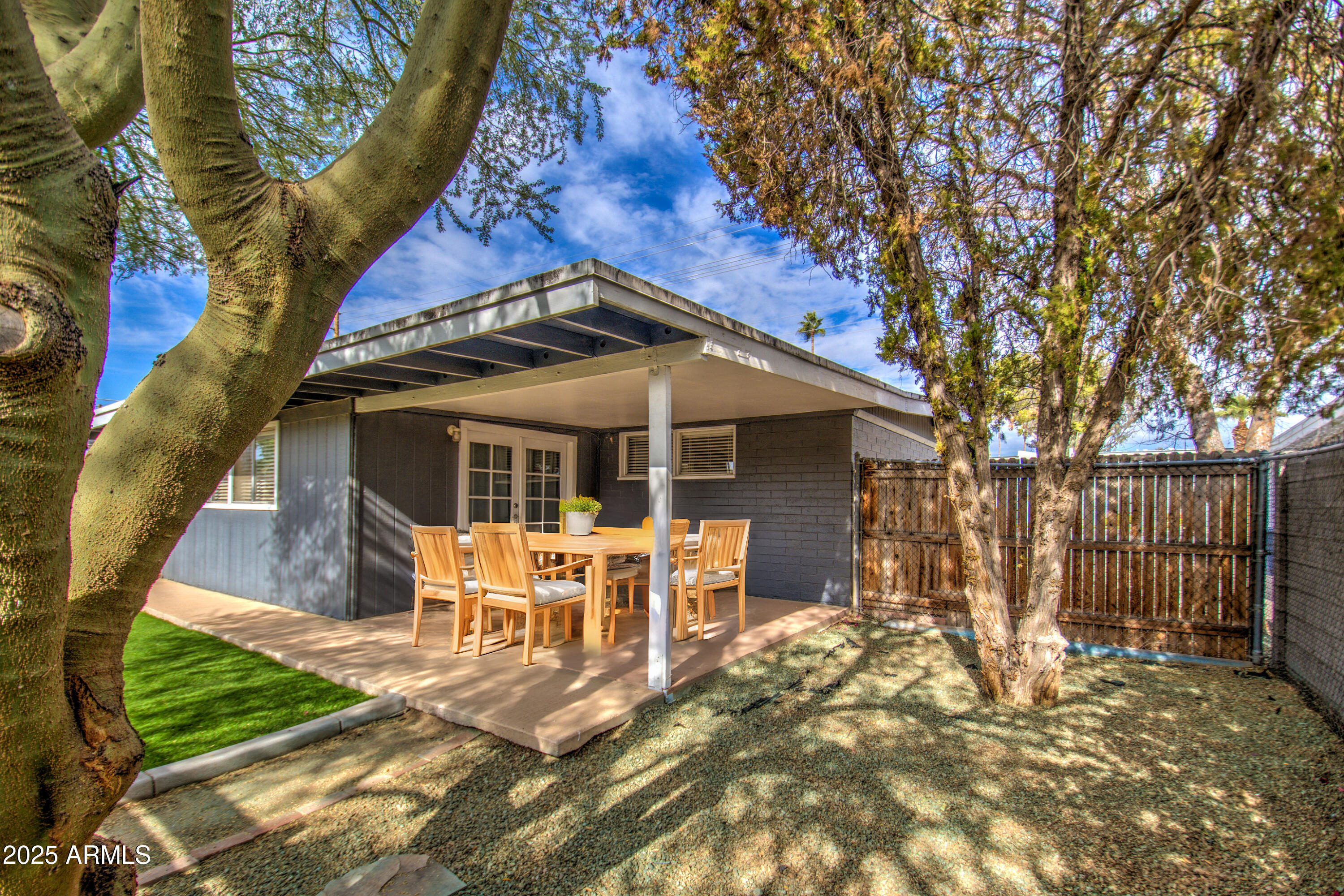 2937 East Osborn Road Phoenix, AZ 85016 - Photo 43 of 59 a view of a house with backyard porch and sitting area
