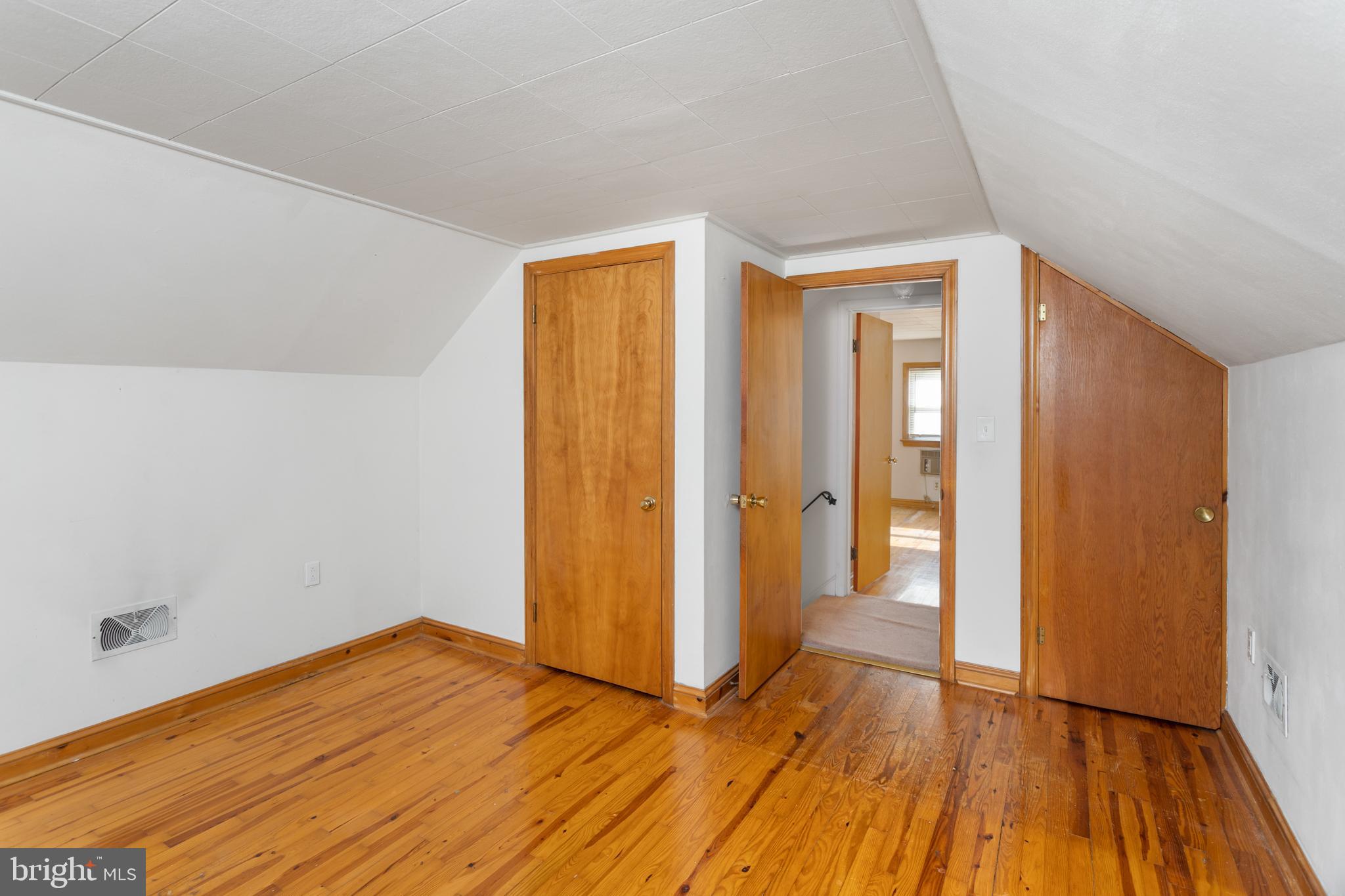 20 Doreen Road Hamilton, NJ 08690 - Photo 16 of 25 Bedroom #3