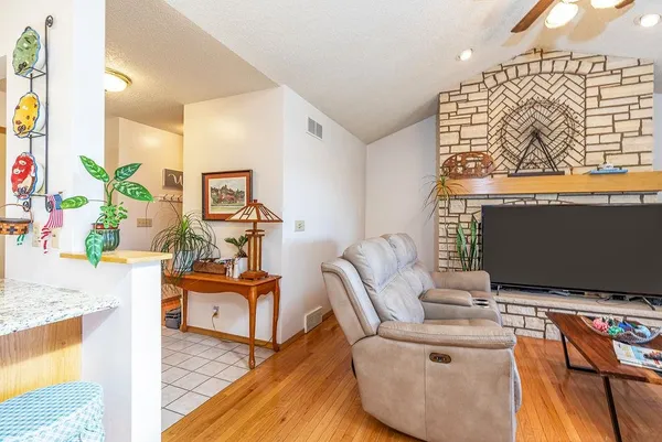 $424,500 | 405 West Wachter Road, Galena, IL 61036