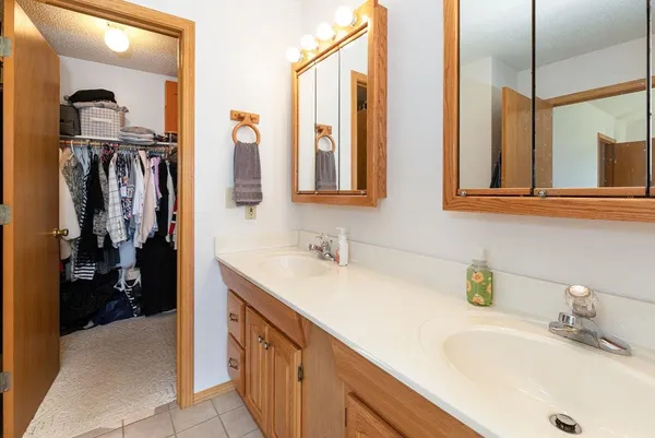 $424,500 | 405 West Wachter Road, Galena, IL 61036