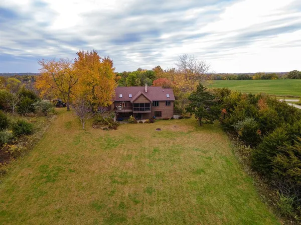 $424,500 | 405 West Wachter Road, Galena, IL 61036