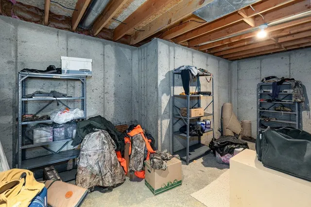 $424,500 | 405 West Wachter Road, Galena, IL 61036