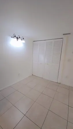 $2,200 | 3640 North 56th Avenue, Unit 412, Hollywood, FL 33021
