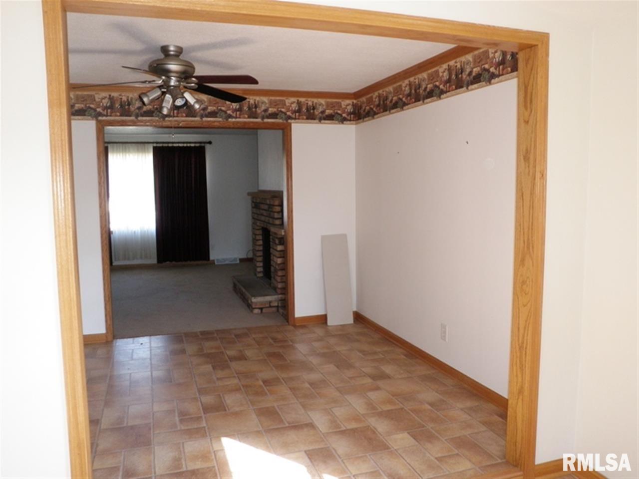 611 6th Street Colona, IL 61241 - Photo 6 of 18 Gallery Image 6