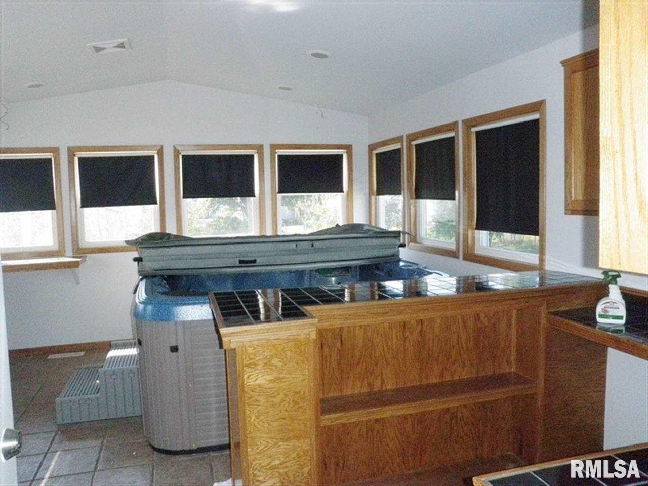 611 6th Street Colona, IL 61241 - Photo 9 of 18 Gallery Image 9