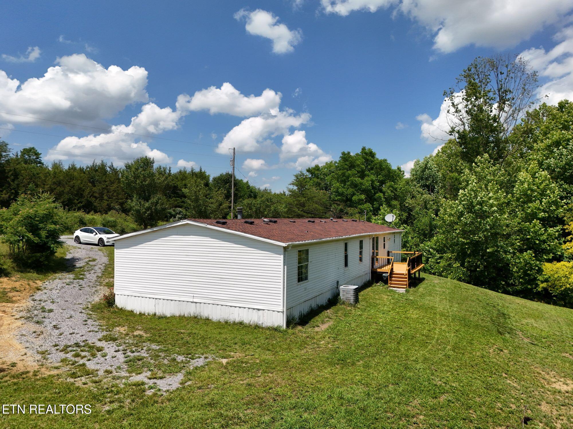 915 Porter Kite Road Mohawk, TN 37810 - Photo 6 of 33 9