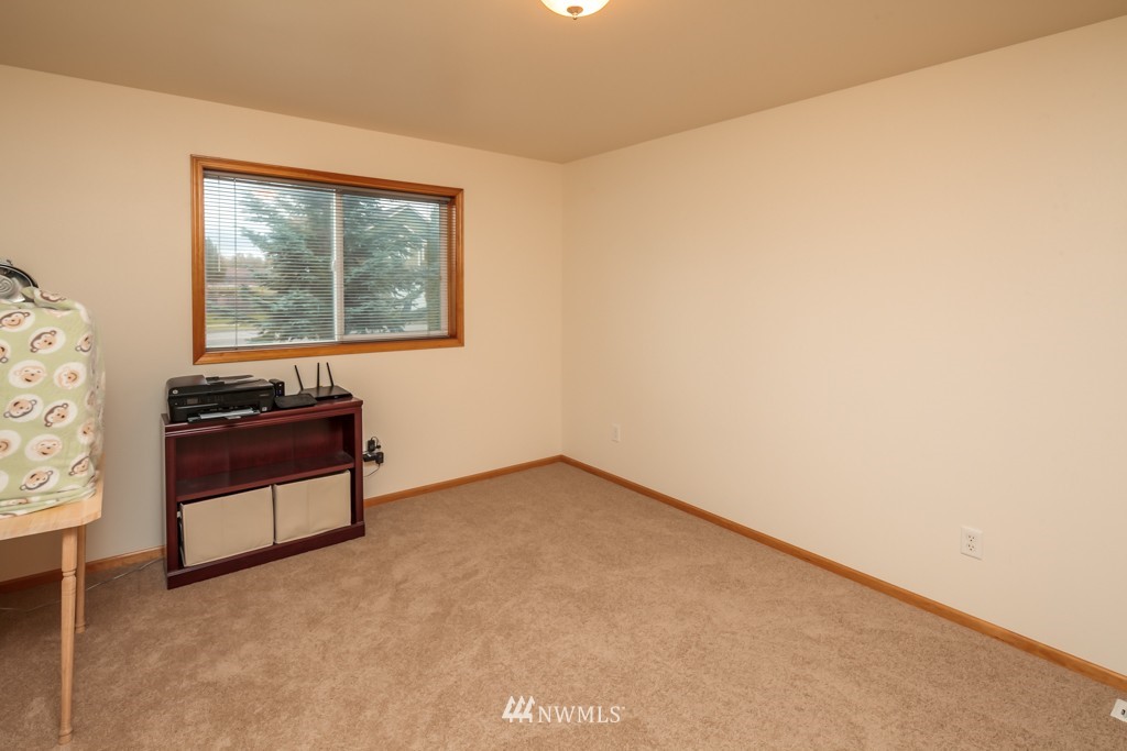 8785 Vinup Road Lynden, WA 98264 - Photo 13 of 24 Gallery Image 13