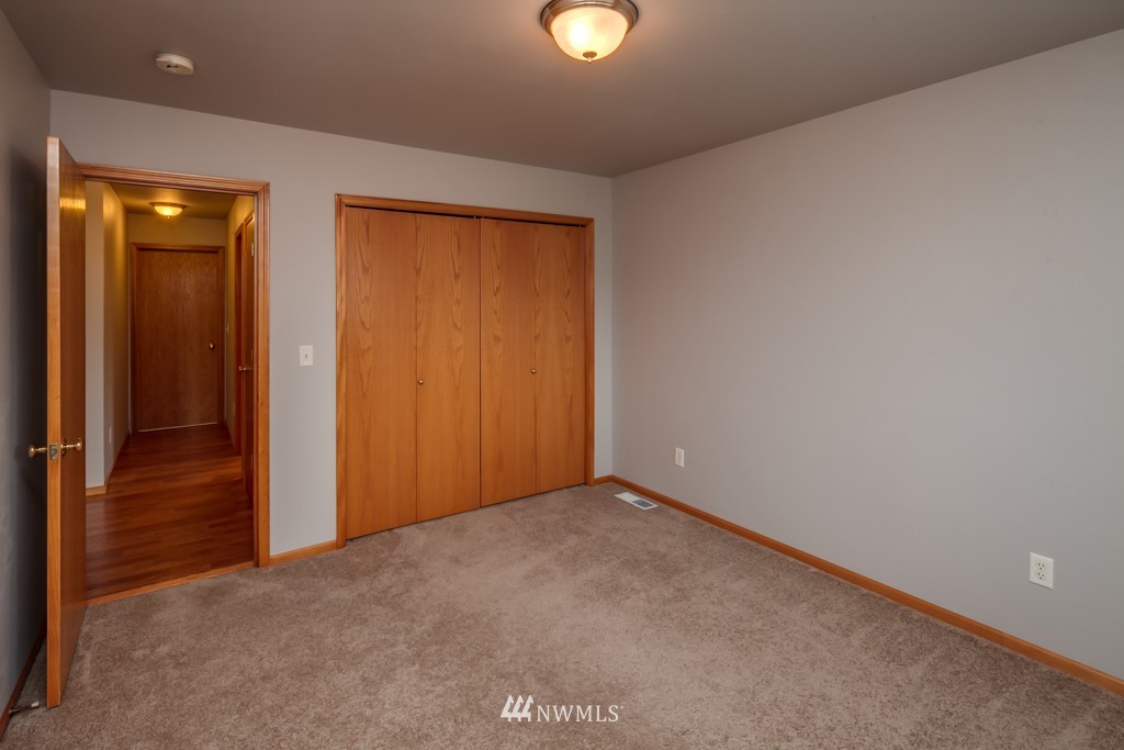 8785 Vinup Road Lynden, WA 98264 - Photo 16 of 24 Gallery Image 16