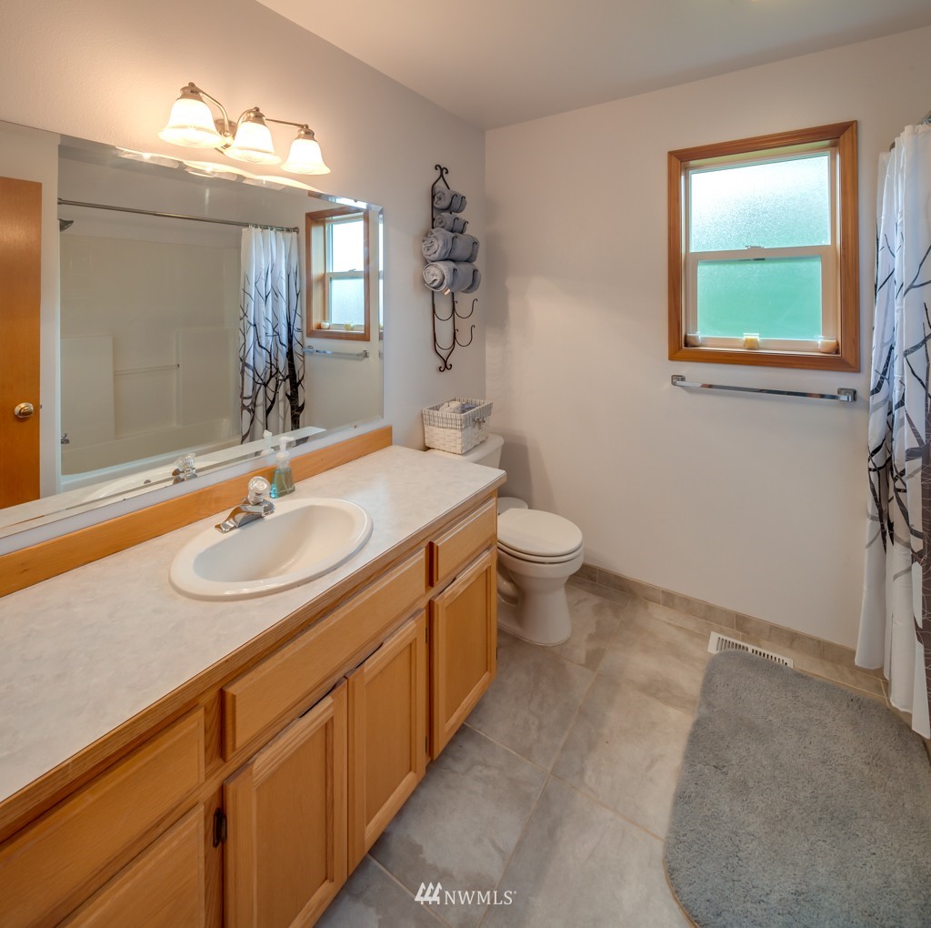 8785 Vinup Road Lynden, WA 98264 - Photo 17 of 24 Gallery Image 17