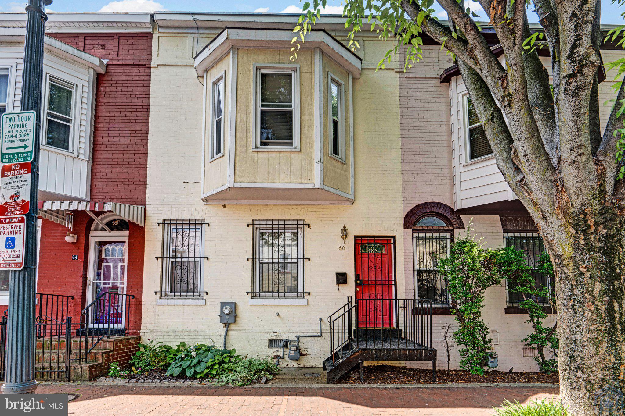 66 Bates St Northwest  