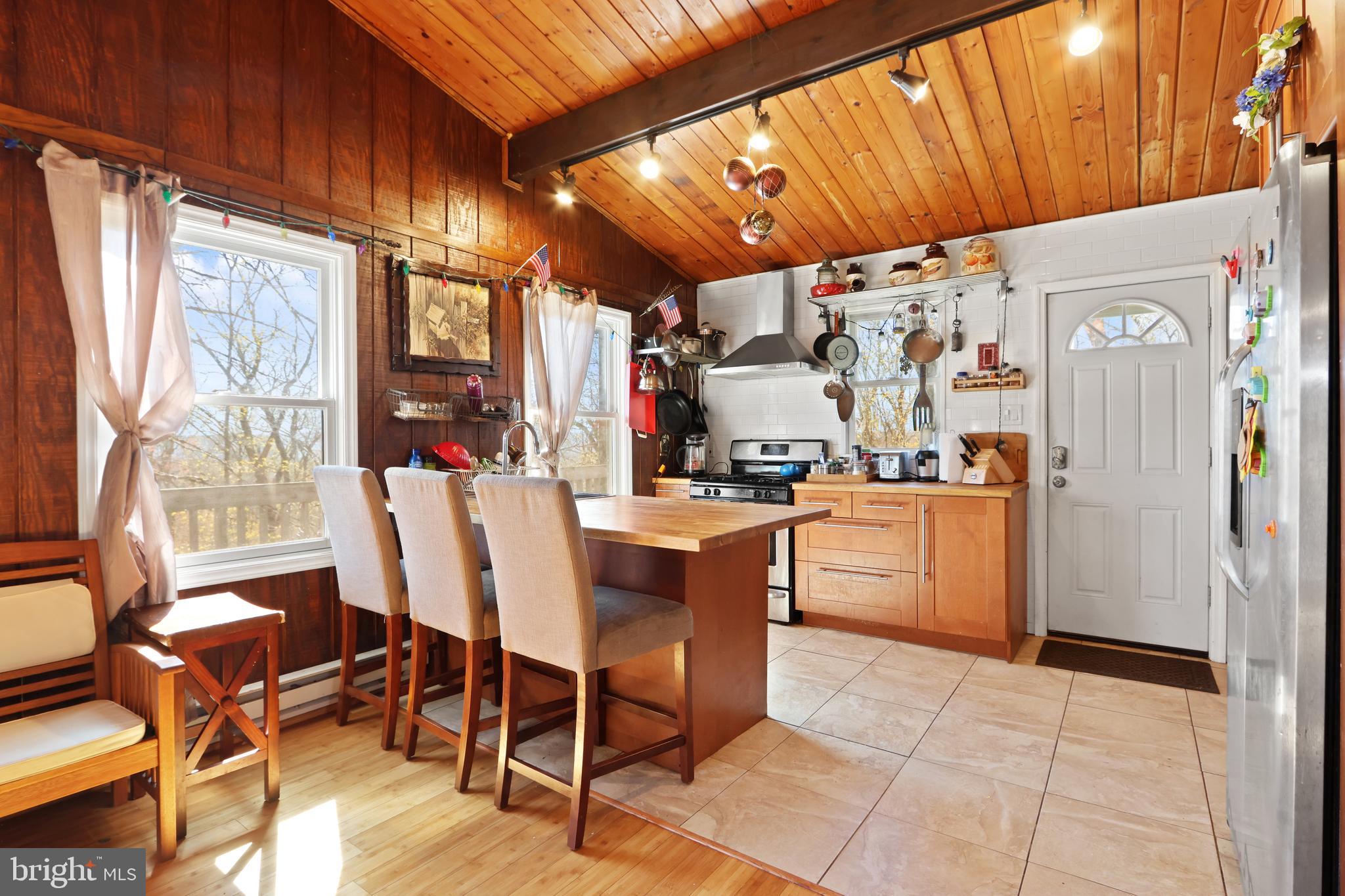 214 Mockingbird Trail Bushkill, PA 18324 - Photo 13 of 42