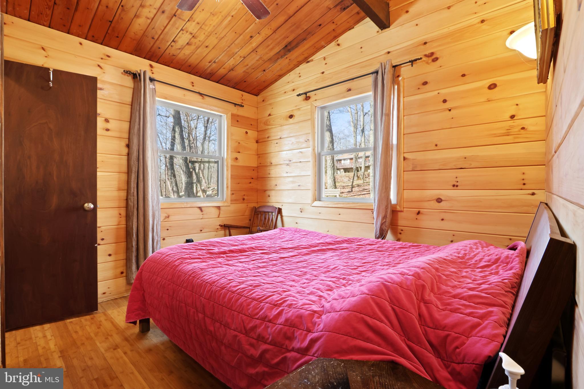 214 Mockingbird Trail Bushkill, PA 18324 - Photo 15 of 42