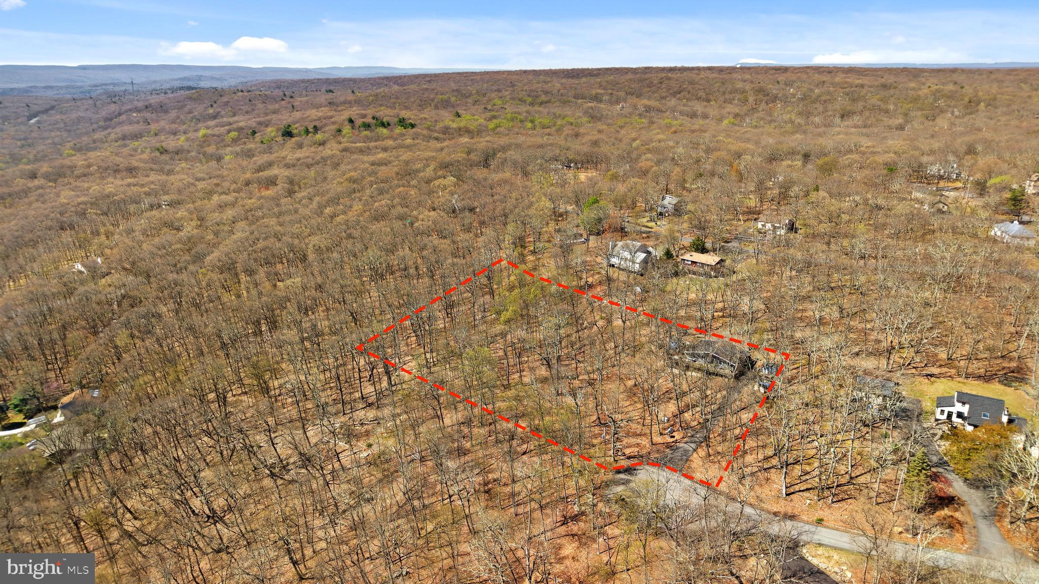 214 Mockingbird Trail Bushkill, PA 18324 - Photo 28 of 42