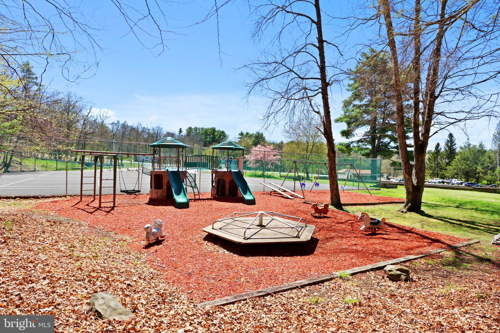 214 Mockingbird Trail Bushkill, PA 18324 - Photo 37 of 42