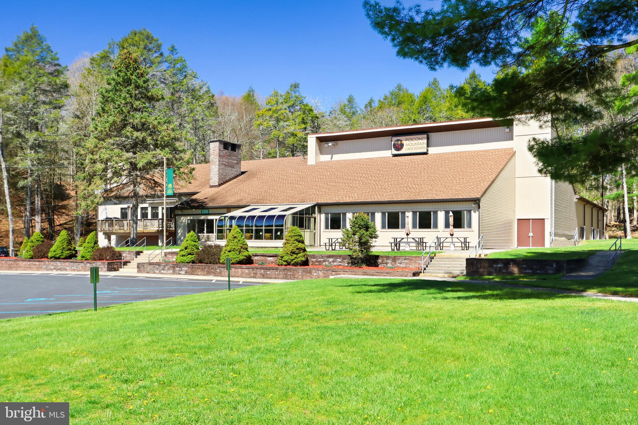 214 Mockingbird Trail Bushkill, PA 18324 - Photo 40 of 42