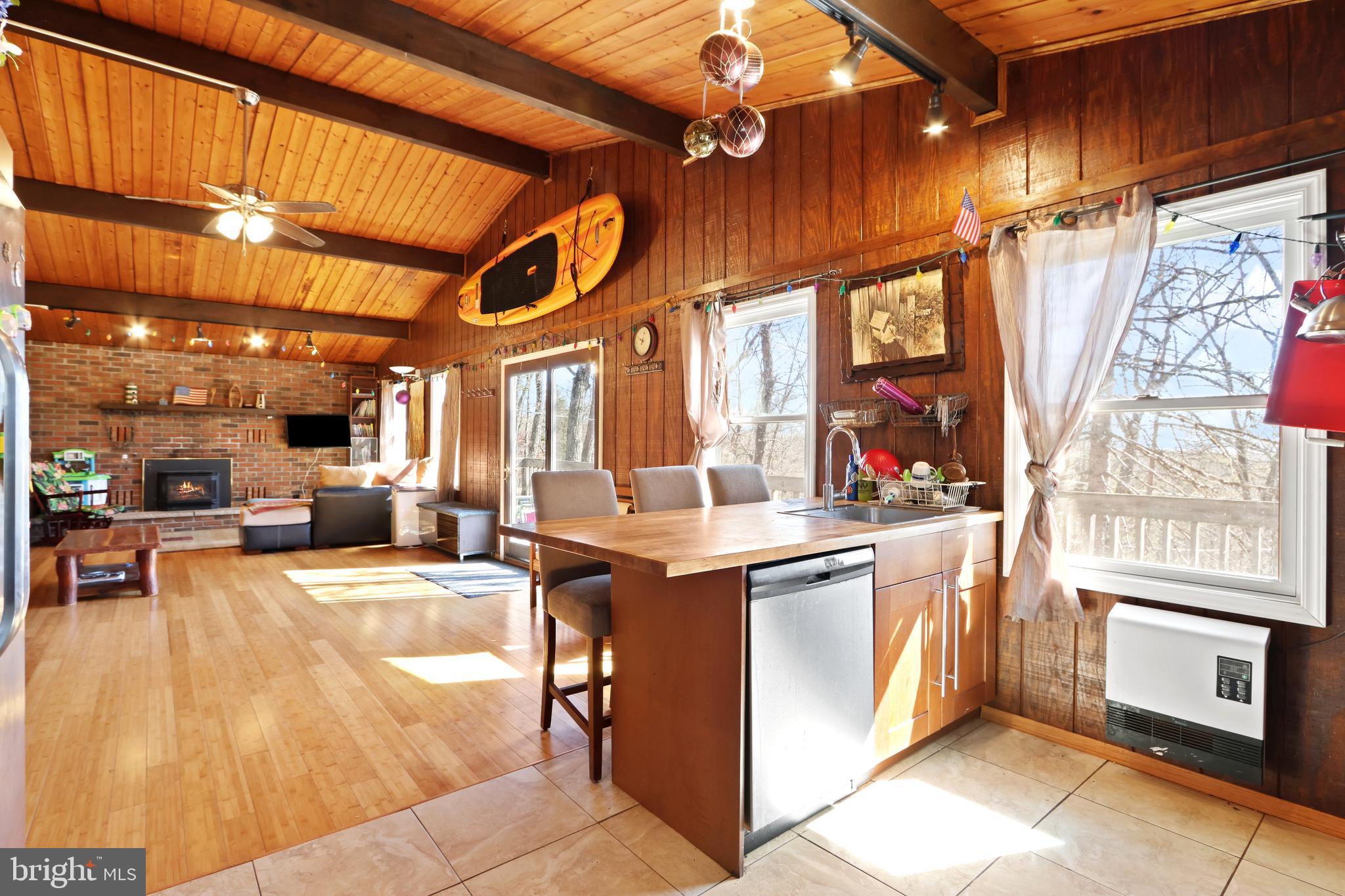 214 Mockingbird Trail Bushkill, PA 18324 - Photo 10 of 42