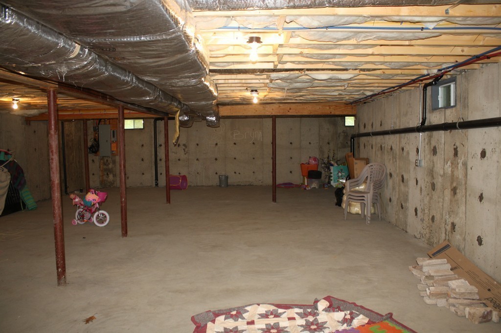 42 Hoe Shop Road Gill, MA 01354 - Photo 16 of 17 Gallery Image 16