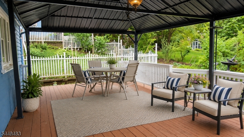 129 Hickory Tavern Road Gillette, NJ 07933 - Photo 4 of 7