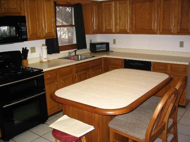 15 Rafaillo Drive Colonie, NY 12110 - Photo 3 of 10 Photo 3