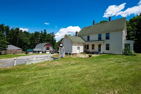 $699,900 | 38 Blueberry Hill Road, New Salem, MA 01355