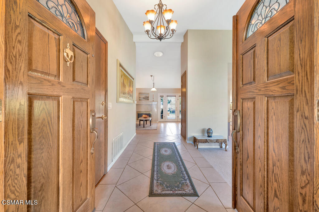 4331 Mill Valley Road Moorpark, CA 93021 - Photo 5 of 40 a view of a hallway with a entryway