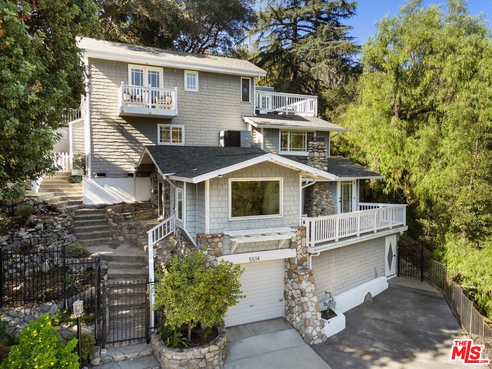 5514 Canyonside Road La Crescenta, CA 91214 - Photo 3 of 73 Gallery Image 3