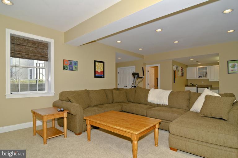 3016 Southview Road Ellicott City, MD 21042 - Photo 18 of 30 Interior (General)