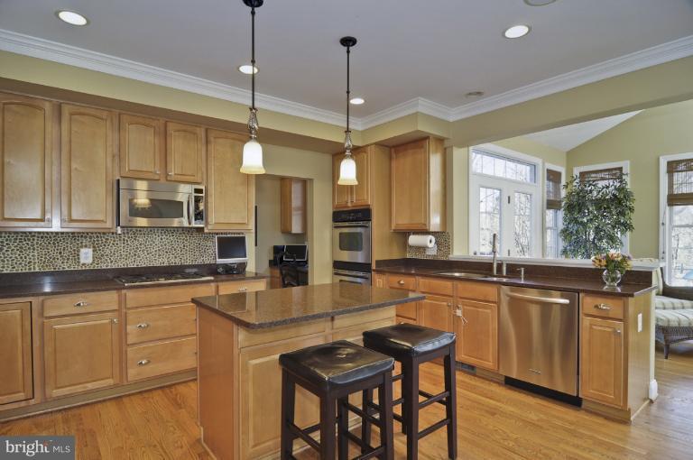 3016 Southview Road Ellicott City, MD 21042 - Photo 23 of 30 Kitchen