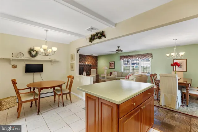 $399,900 | 15 Cable Road, Levittown, PA 19057