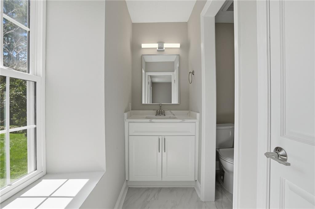 5 Independence Place Northwest Atlanta, GA 30318 - Photo 19 of 28