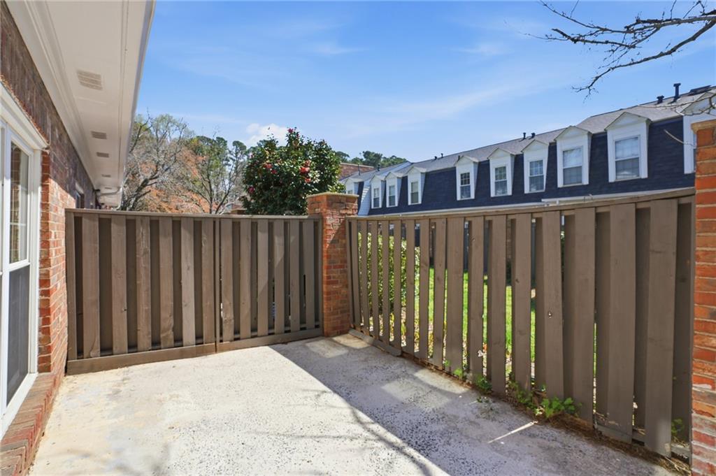 5 Independence Place Northwest Atlanta, GA 30318 - Photo 22 of 28