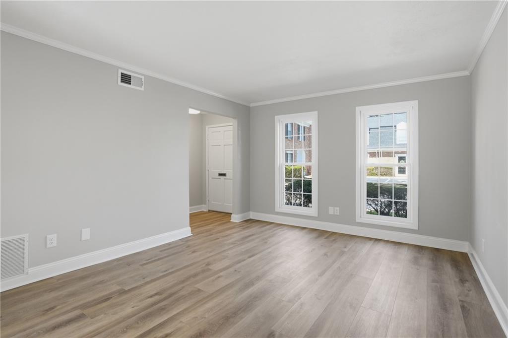 5 Independence Place Northwest Atlanta, GA 30318 - Photo 5 of 28