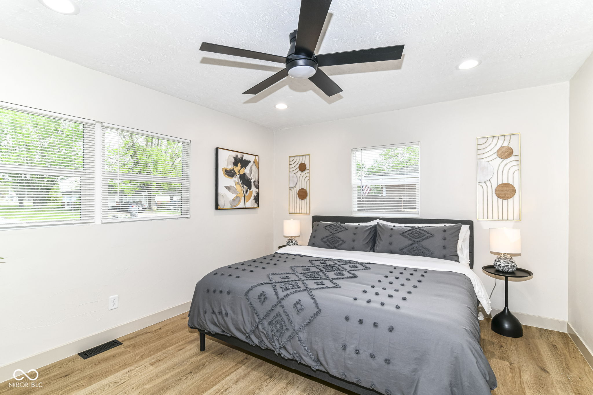 5211 Pearl Street Anderson, IN 46013 - Photo 11 of 36