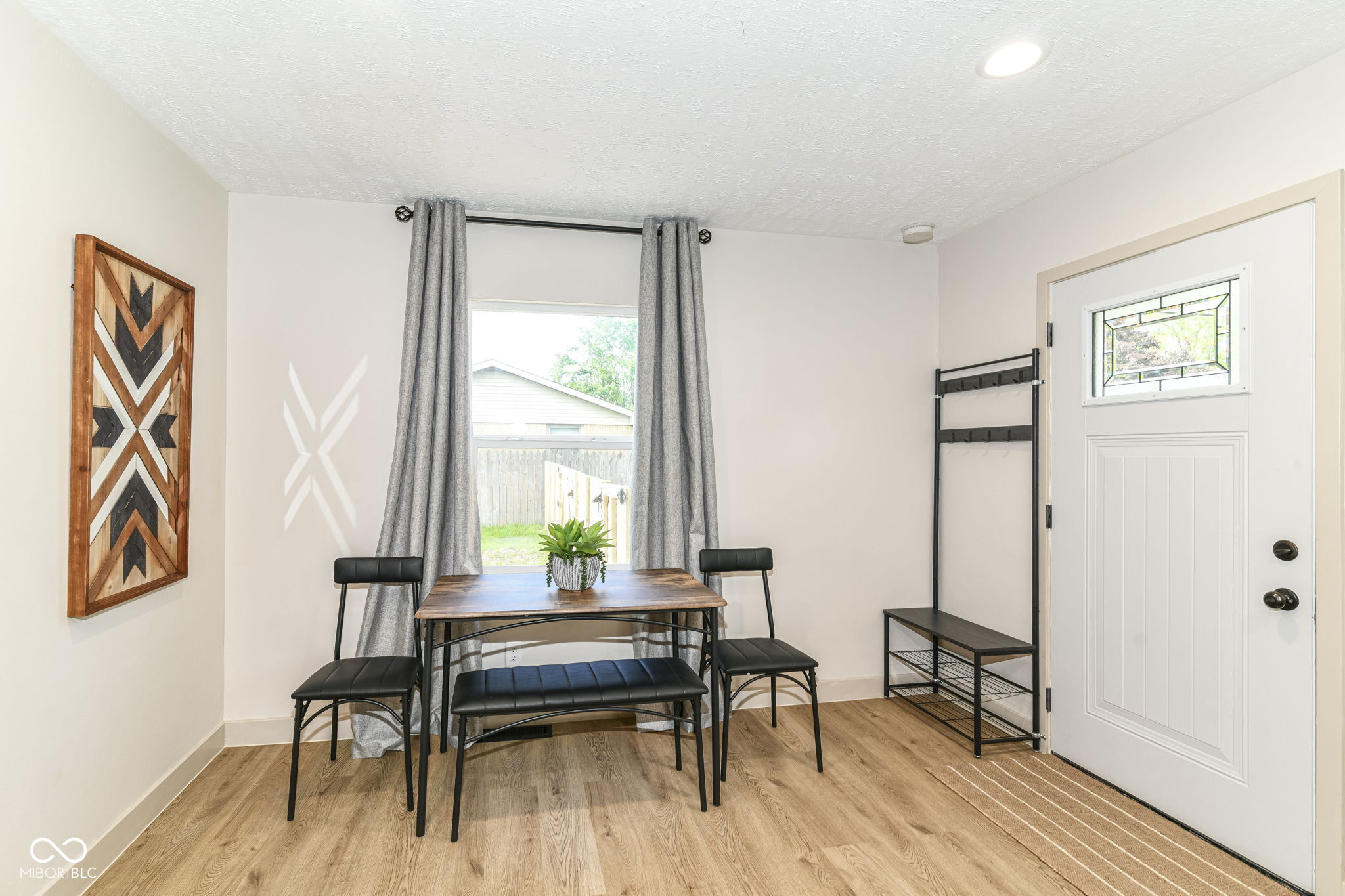 5211 Pearl Street Anderson, IN 46013 - Photo 4 of 36