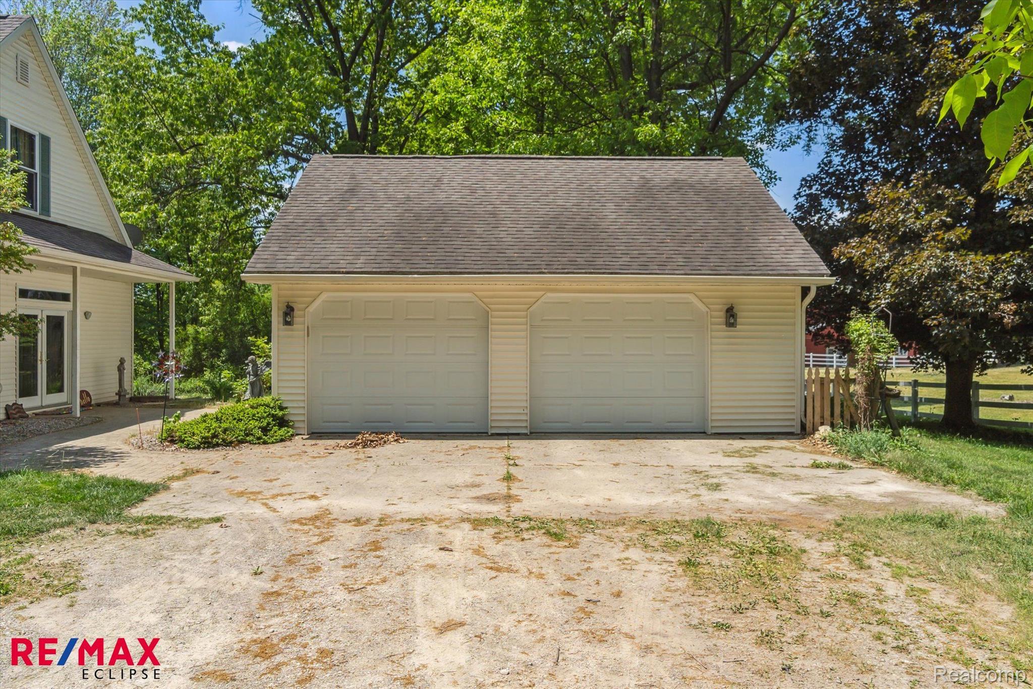 6345 Mack Road Howell, MI 48855 - Photo 37 of 47 Gallery Image 37