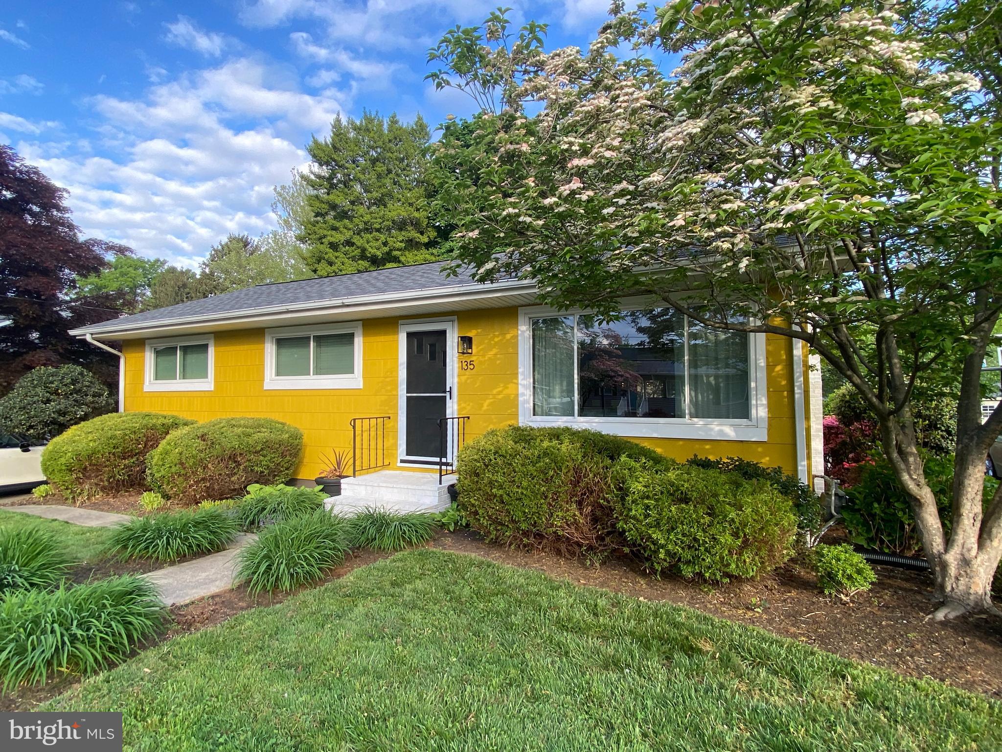 135 Sumner Road Annapolis, MD 21401 - Photo 1 of 30 Admiral Heights Gem!