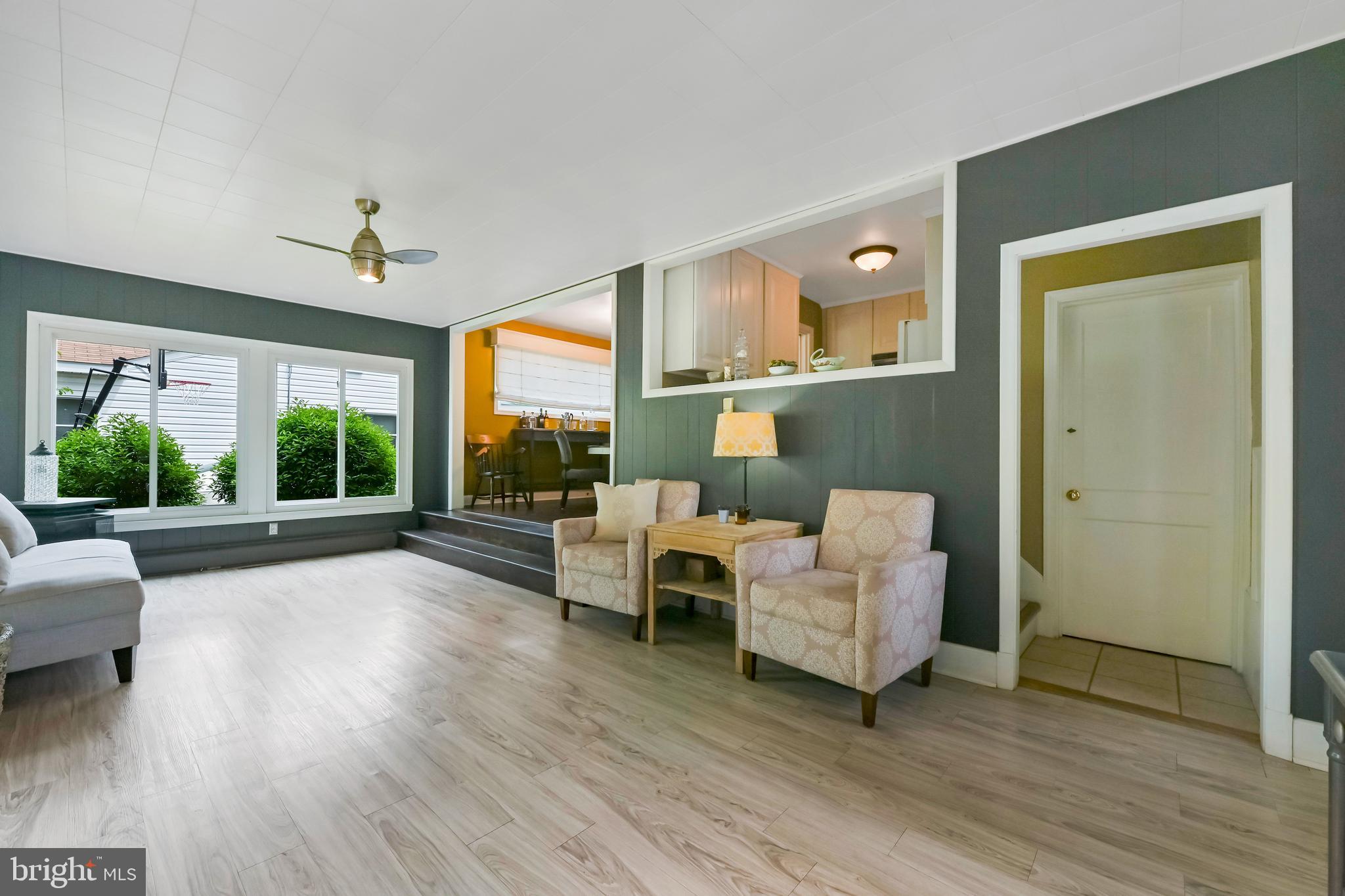 135 Sumner Road Annapolis, MD 21401 - Photo 28 of 30 Sunroom with basement access