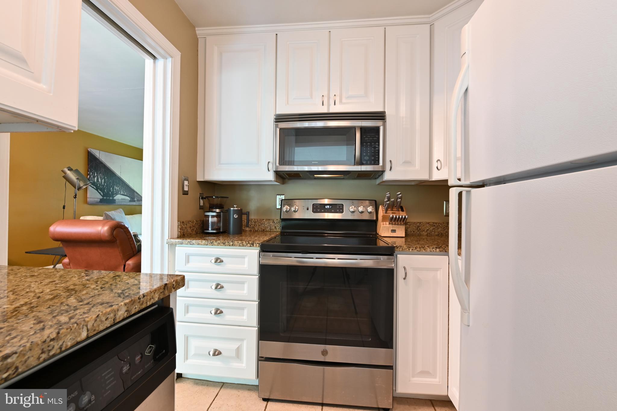 135 Sumner Road Annapolis, MD 21401 - Photo 6 of 30 Stainless steel appliances