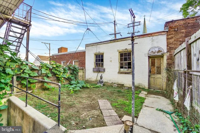 $215,000 | 317 Lindberg Avenue, York, PA 17401