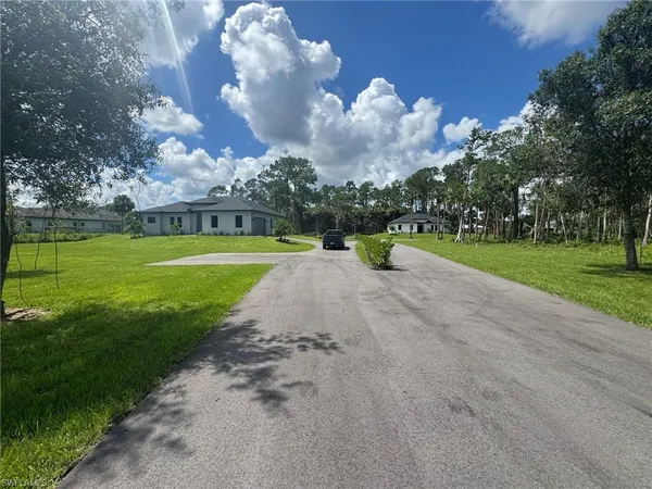 $669,900 | 308 Golden Gate Boulevard East, Naples, FL 34117